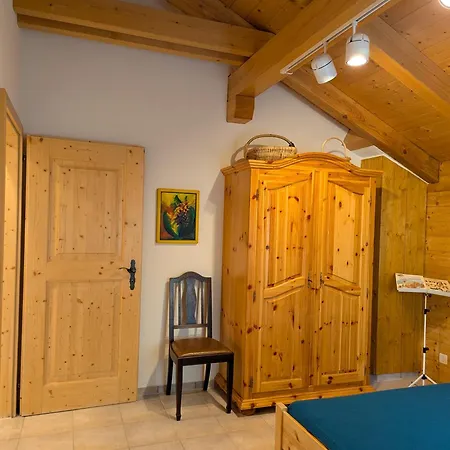 Chalet Casa Tgiet *