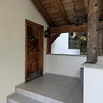 Σαλέ Casa Tgiet